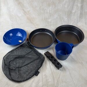 GSI Outdoors Bugaboo Portable Mess Kit Lightweight Camping Cookware Gently Used